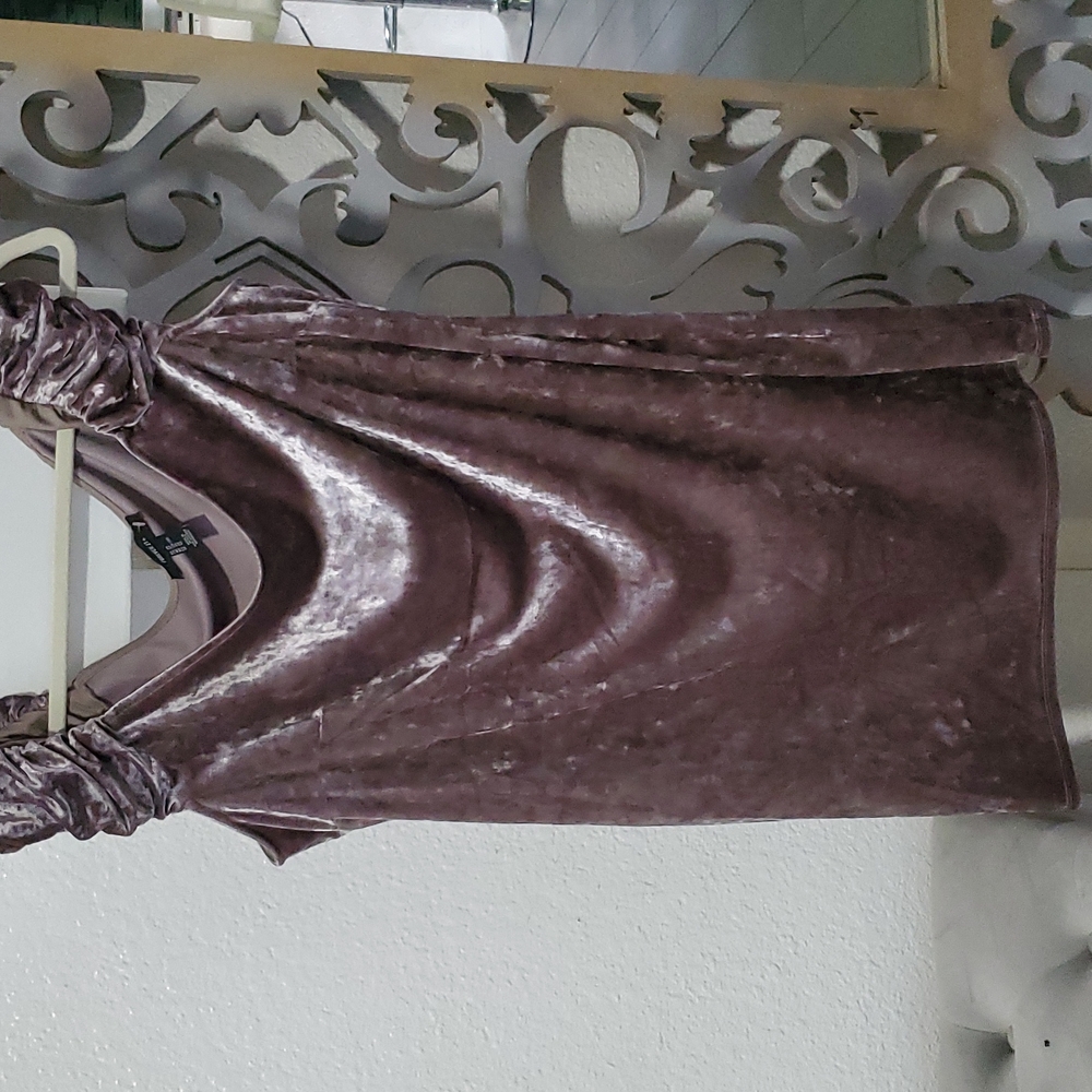 Cute never worn 2x forever 21 dress